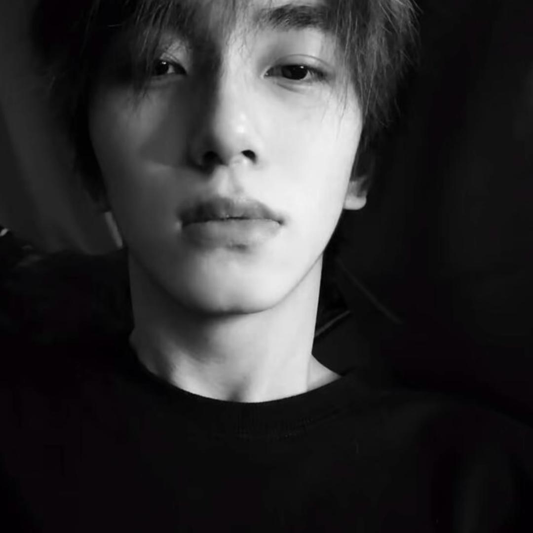 小y.