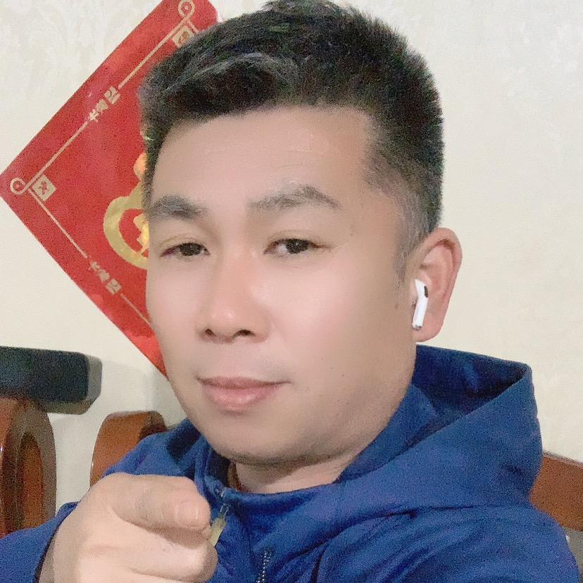 羽佳佳