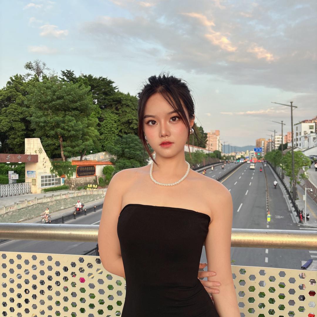 NW 女装