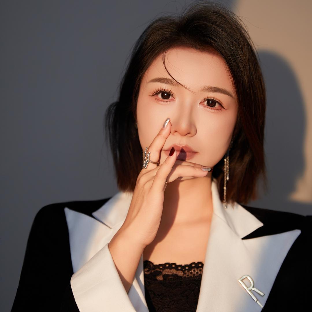 在义乌做问题肌的周院长