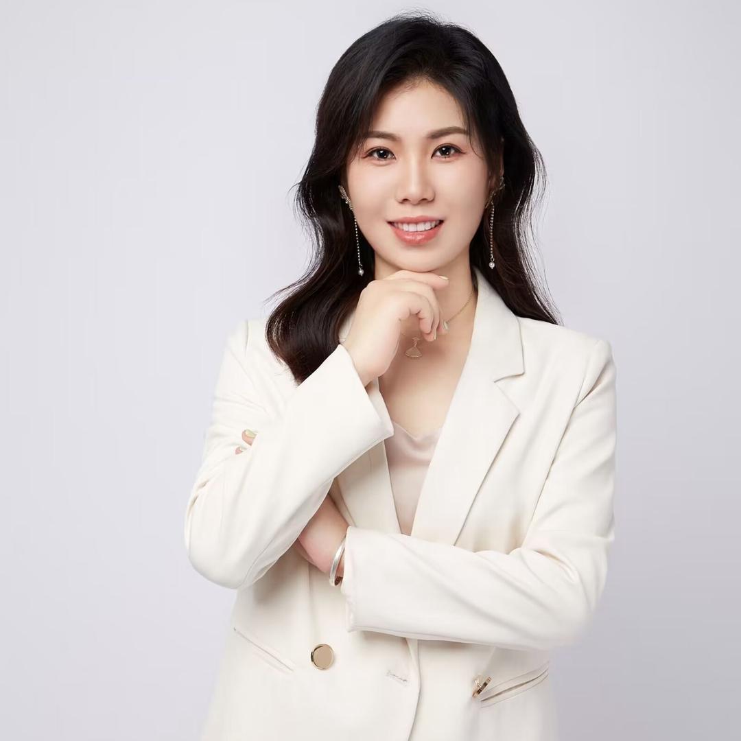 赵小鱼尚辰美甲美睫