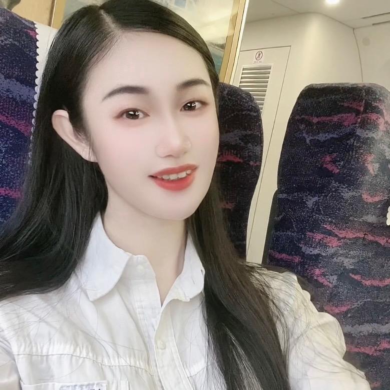 C.姑娘