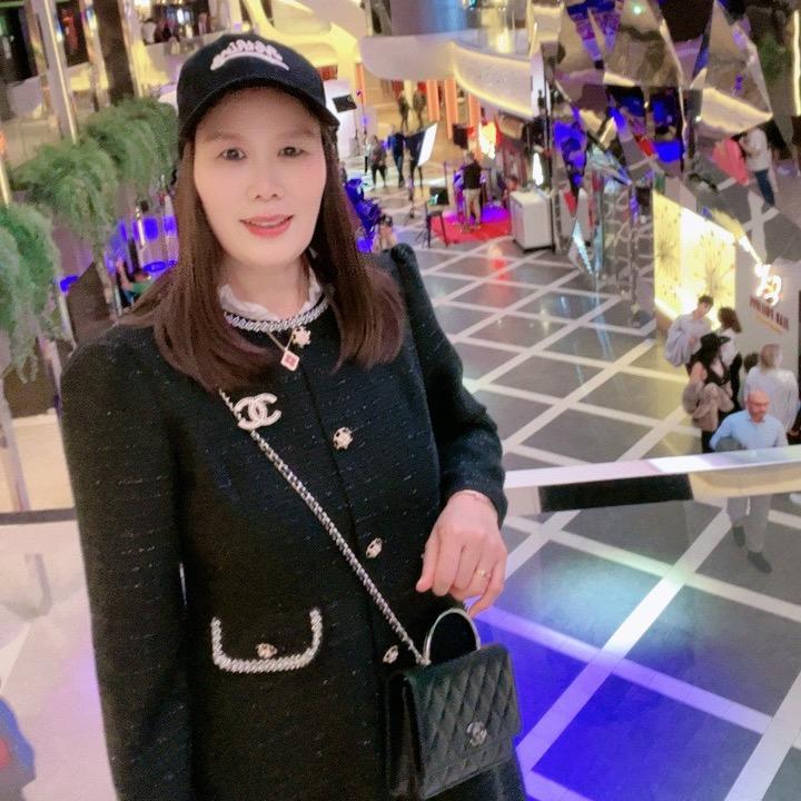巴黎丁夫人