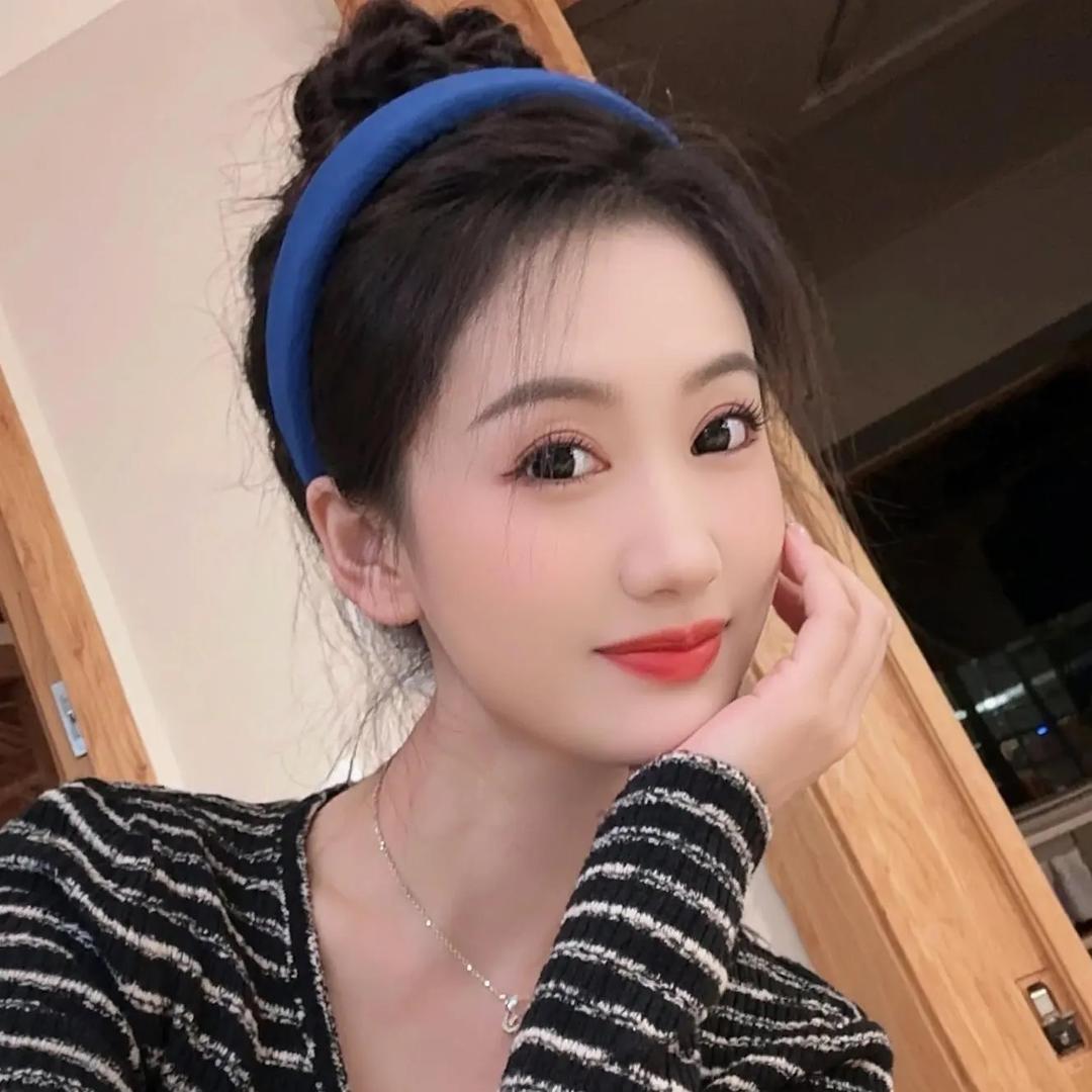 东灶港女装《Miss张》小燕子