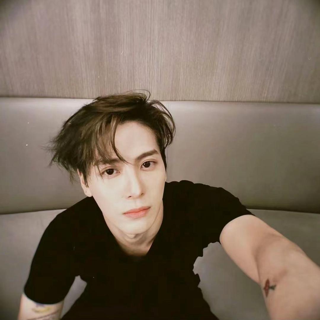 一只勤劳的小蜜蜂