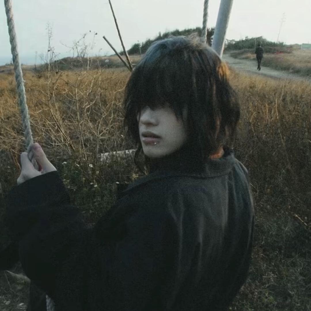 王逸染