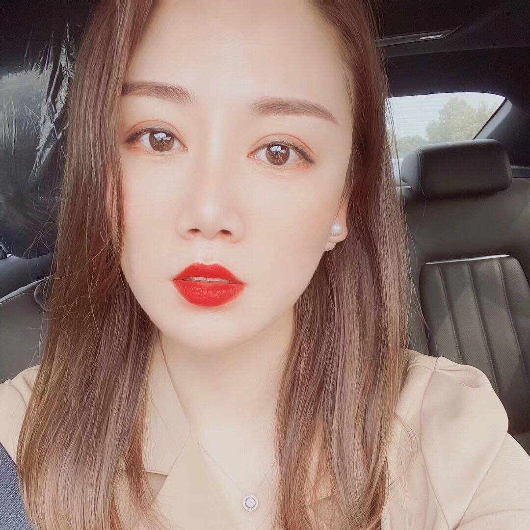 晶小姐