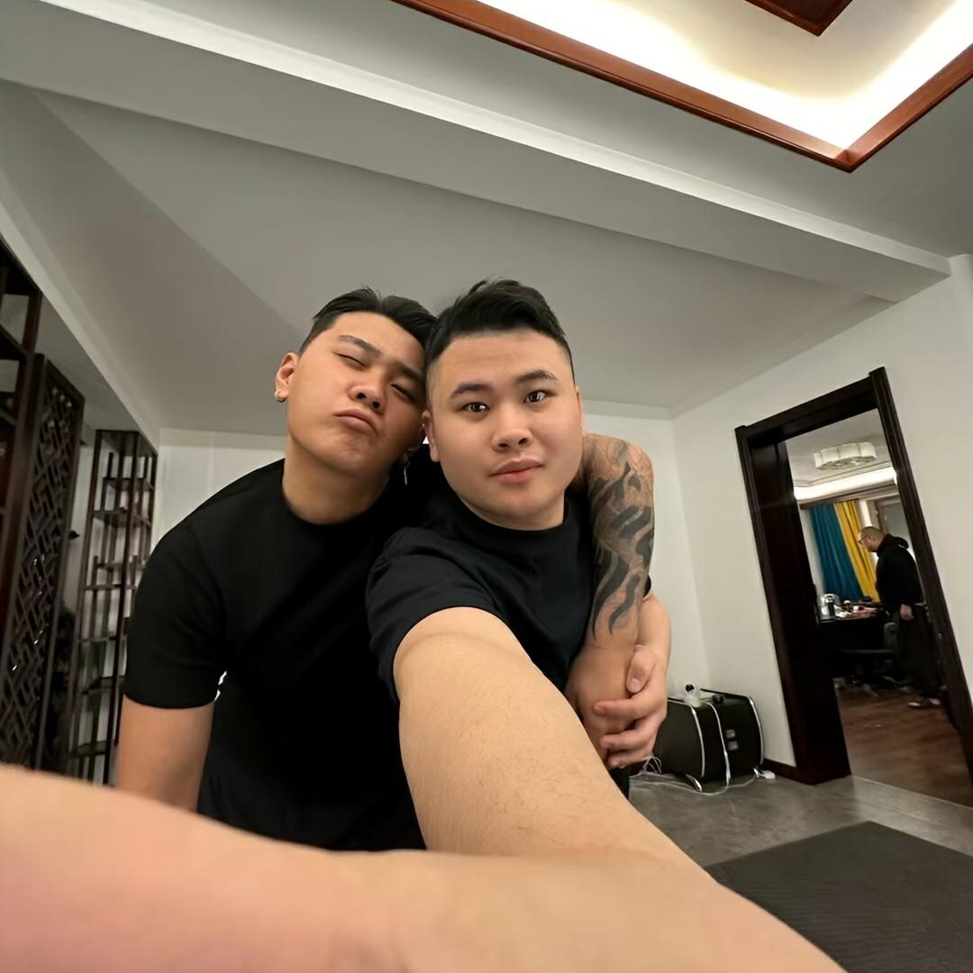 口嗨少爷