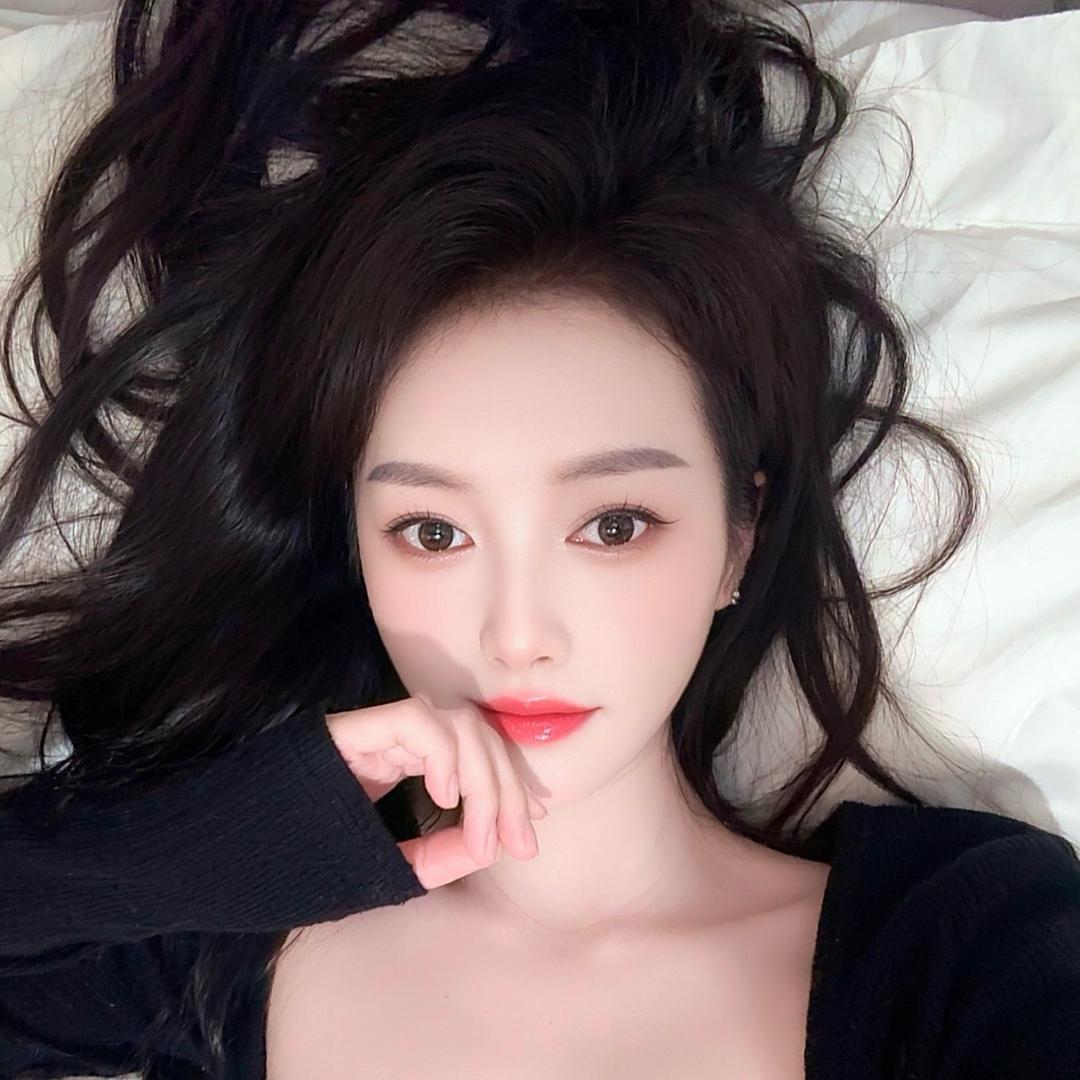 琳琳   .