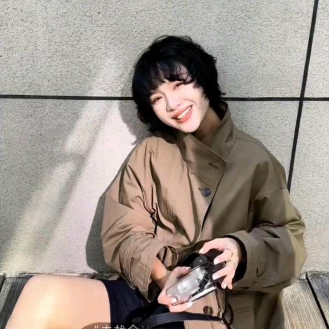 BUUYIE不奕（时尚穿搭）