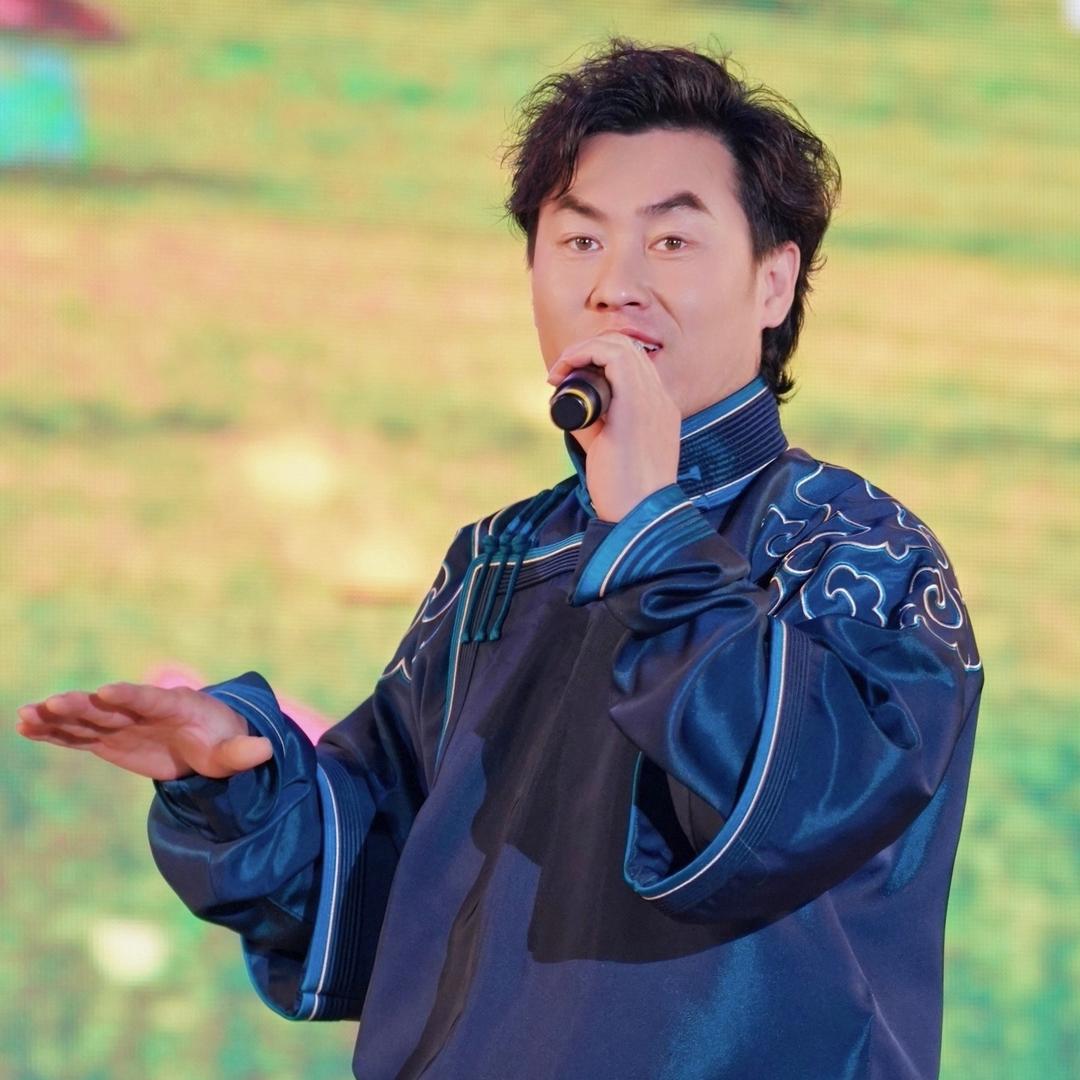 苏新（最炫民族风）民族的就是世界的！