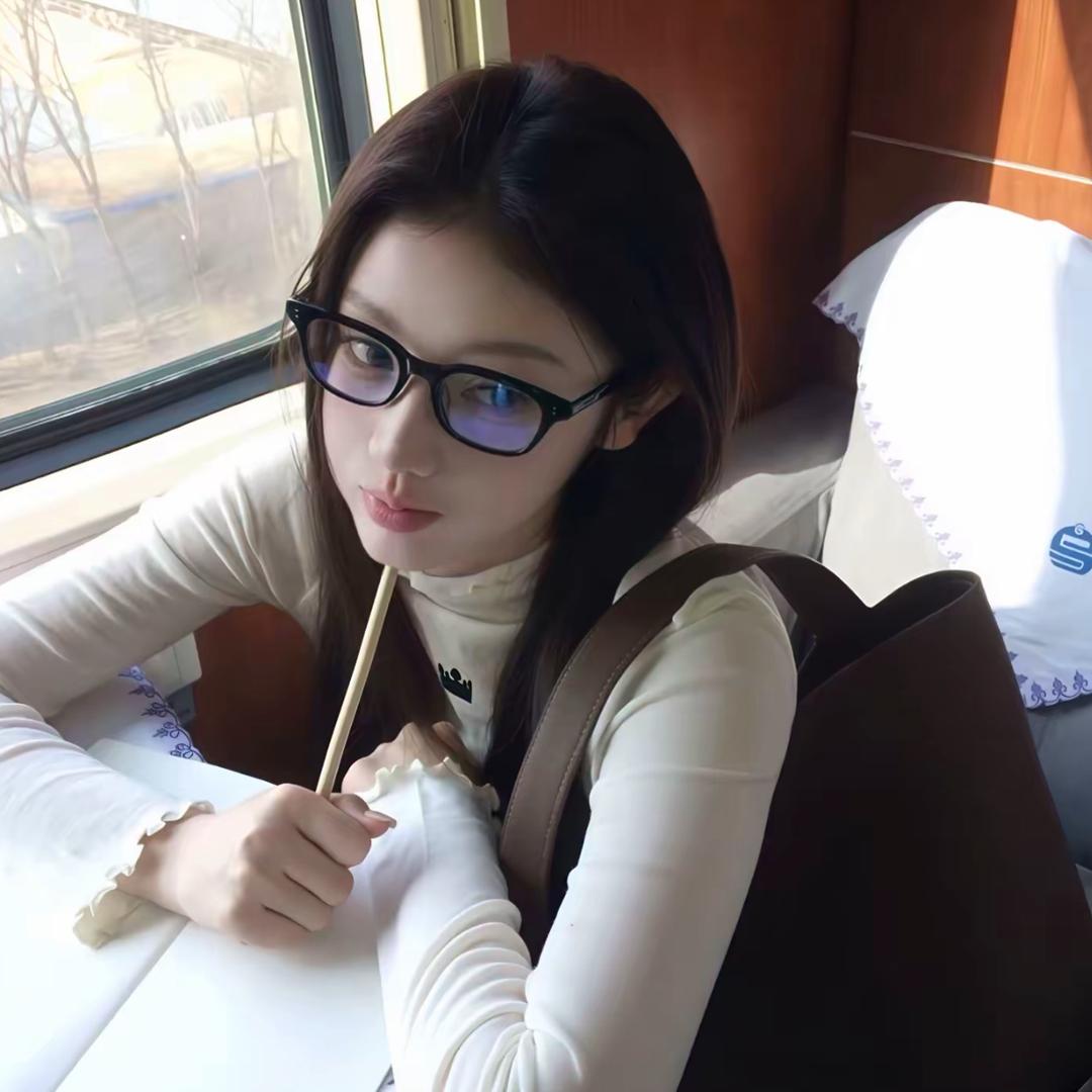 小慈.