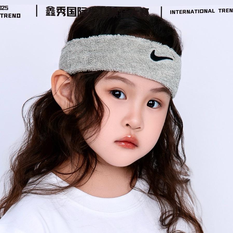 鑫秀童模Monica