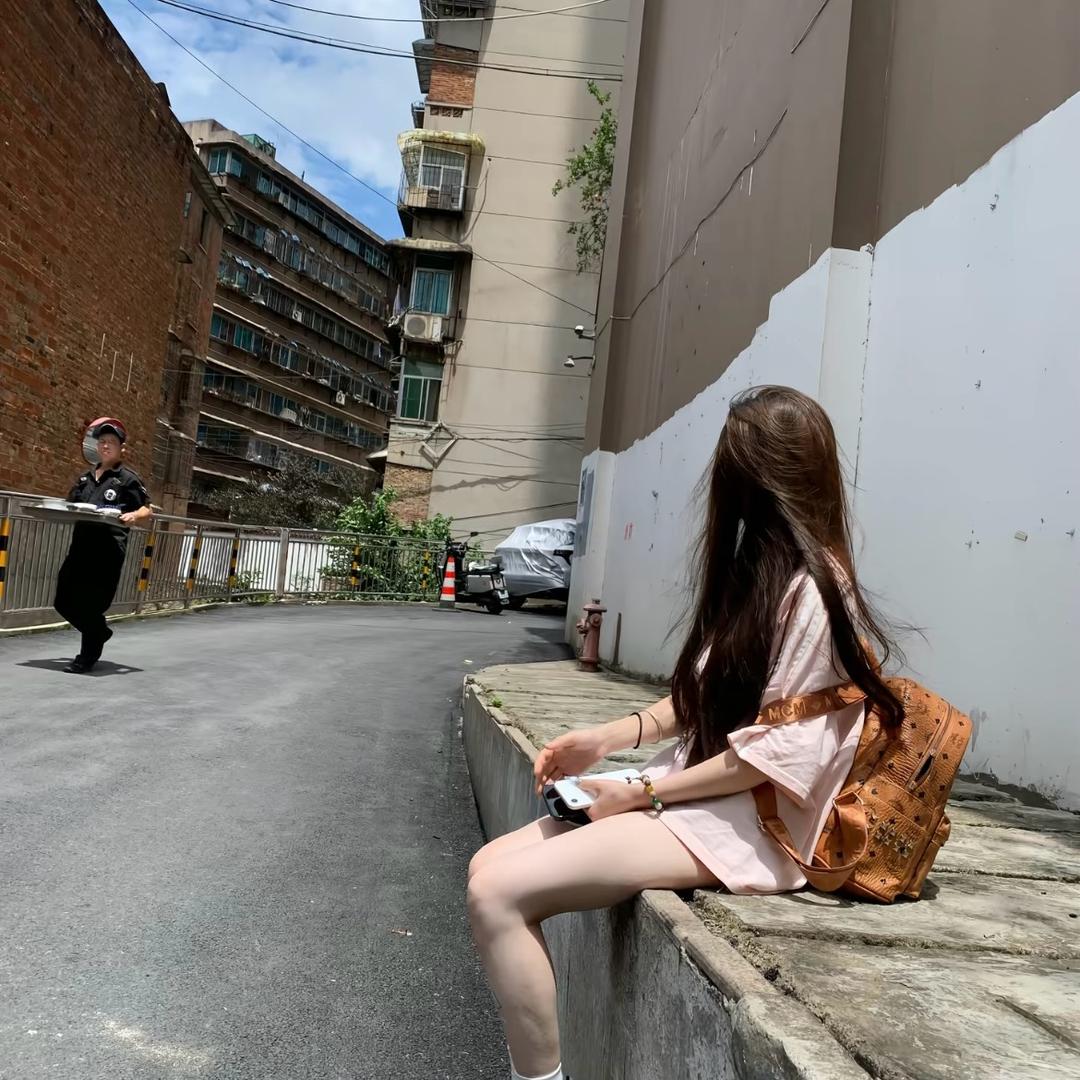哈哈