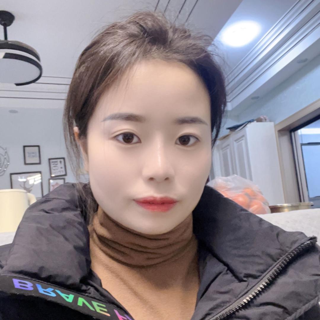 谷饶贵族女人梓涵