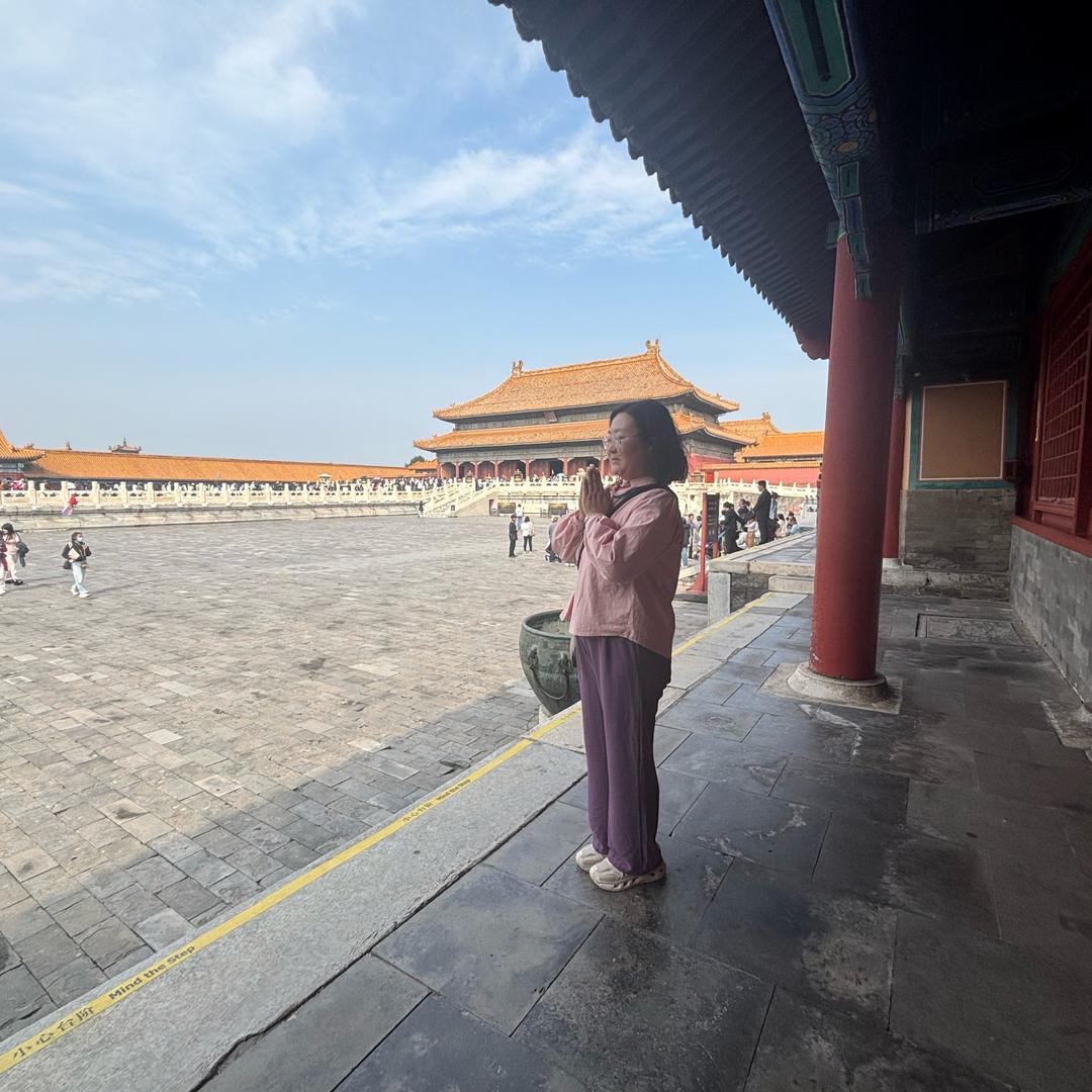 曙光（乌仁图雅）