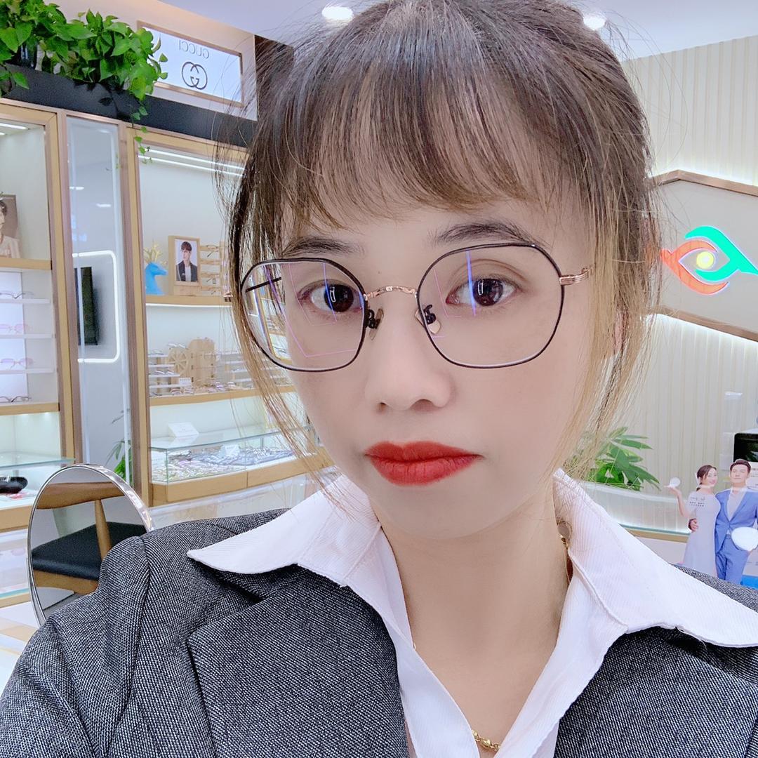 创意眼镜形象店