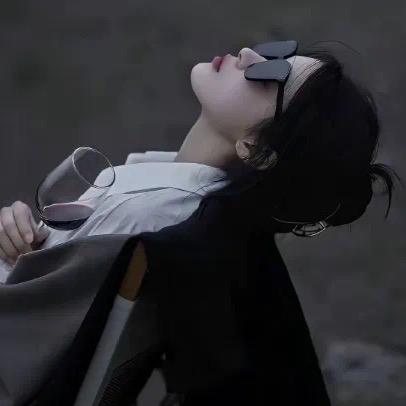 🌸奋斗的咖啡豆🌸