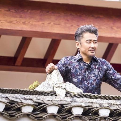 韦小宝　　　　　　　　　　╲