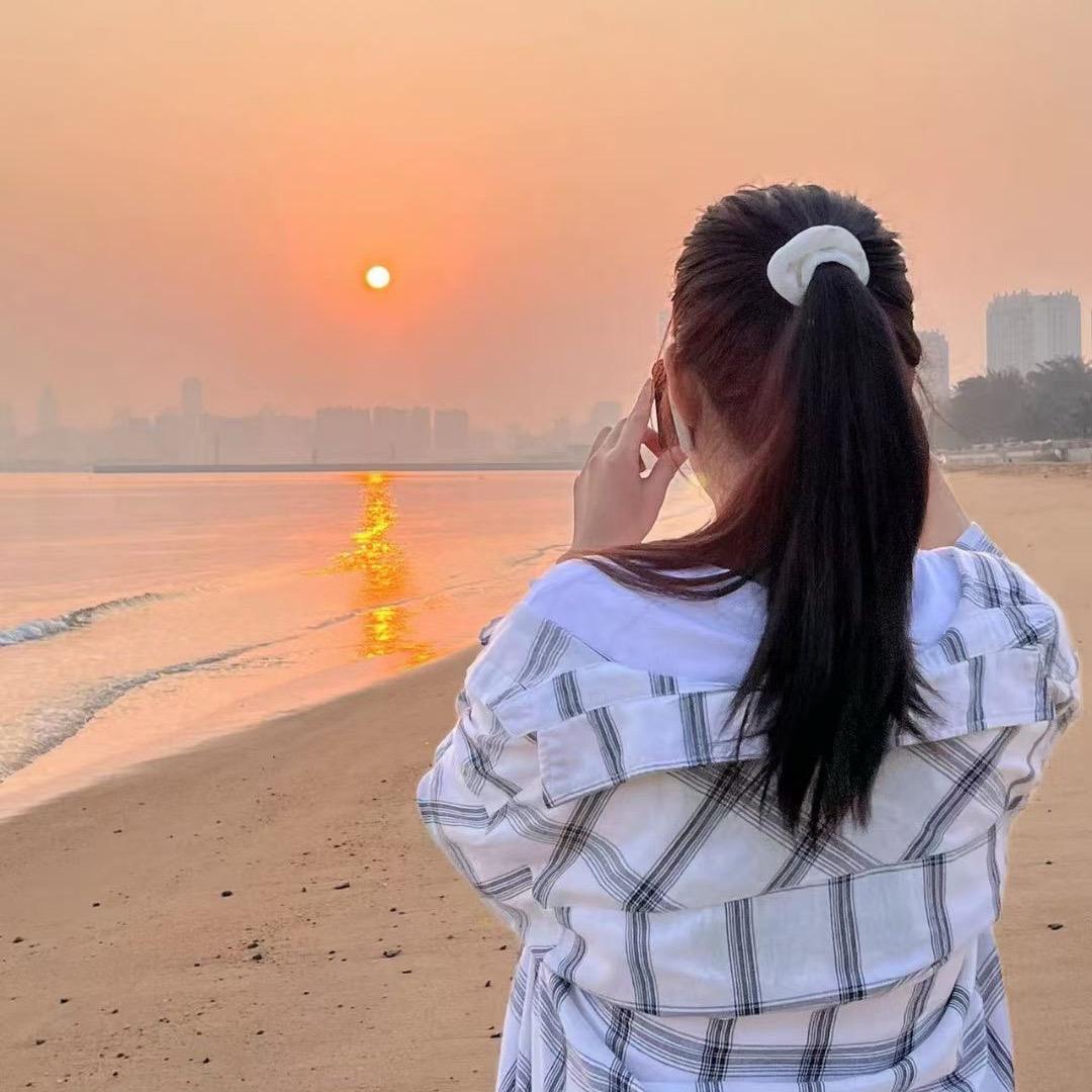 小成同学