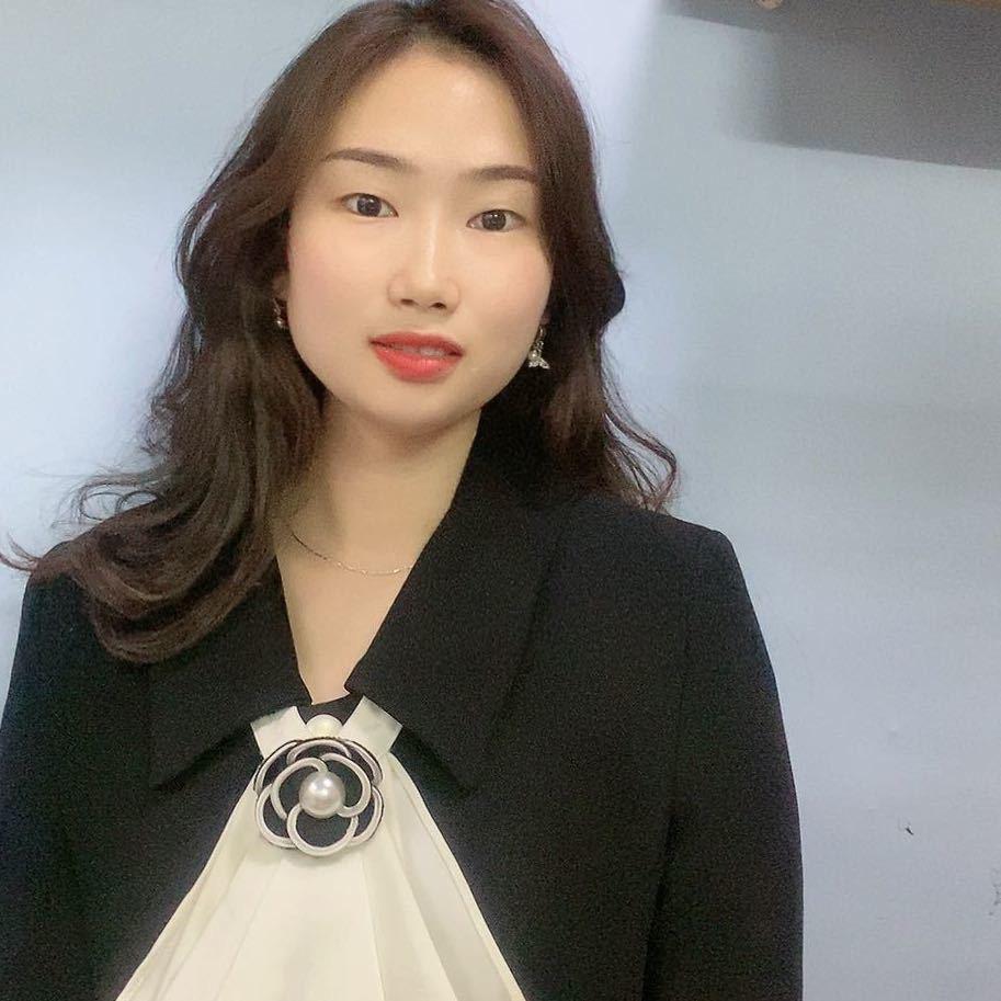 在小榄奋斗的美业玲玲
