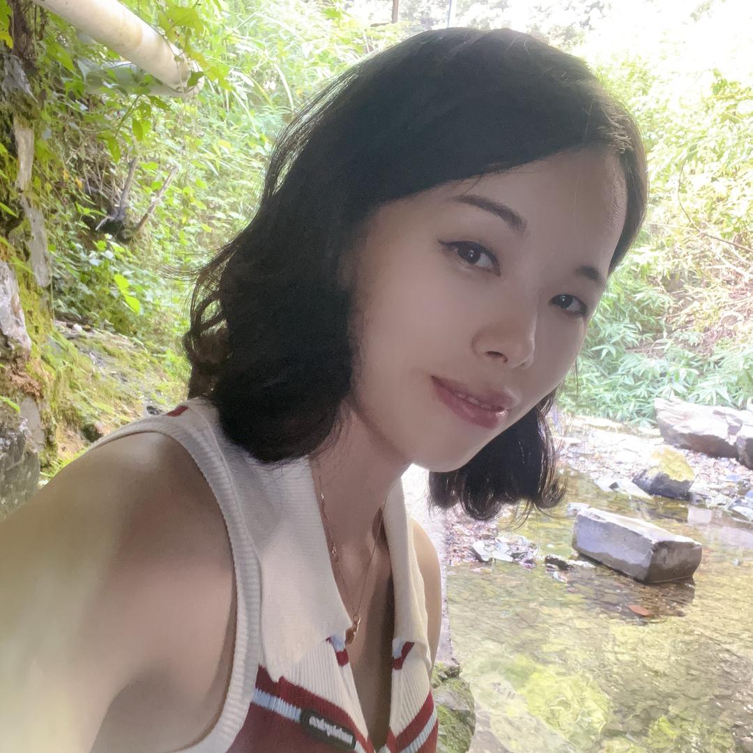 怀化万达周大生舒芳
