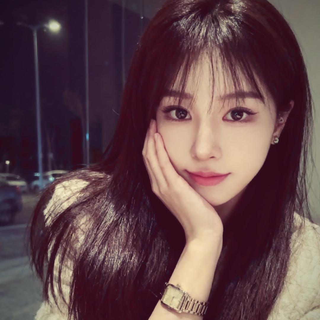 菲 菲🏌🏻‍♀️