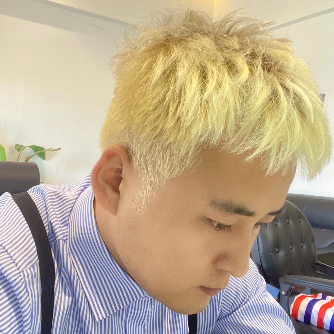 烫发教父在富平