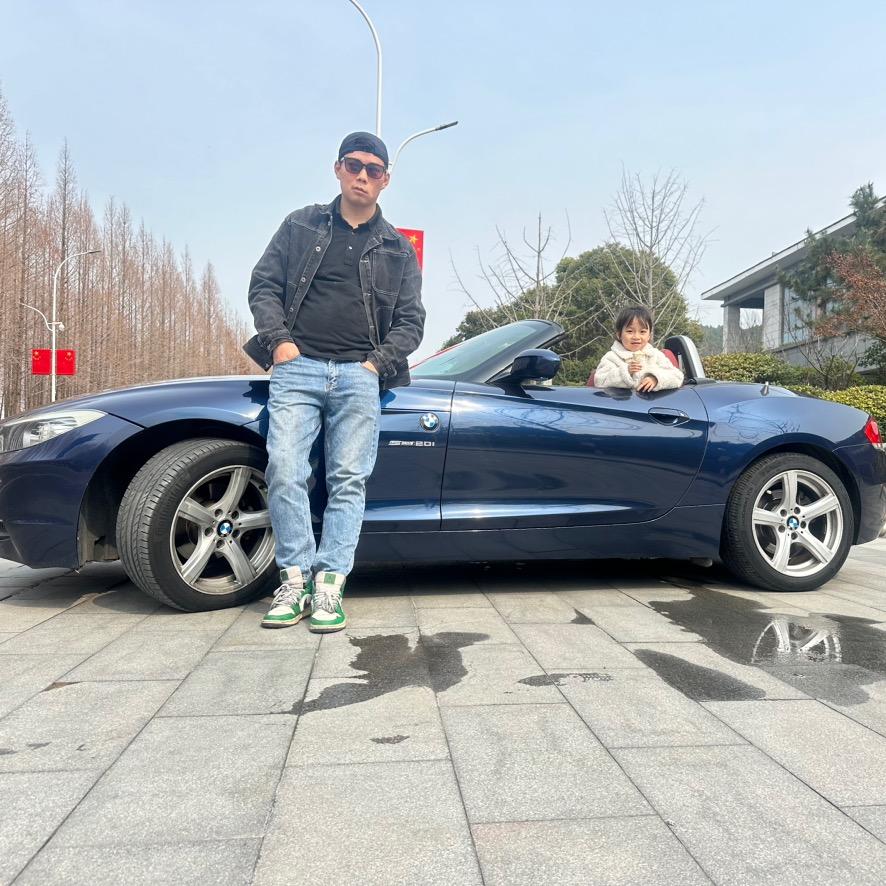 徐州遥弟牛逼烧烤 面筋 碳锅鸡