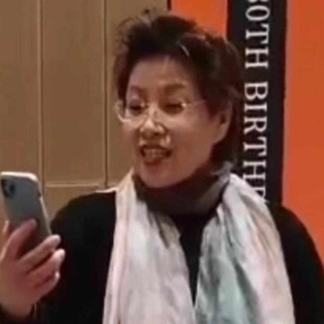 娟火火