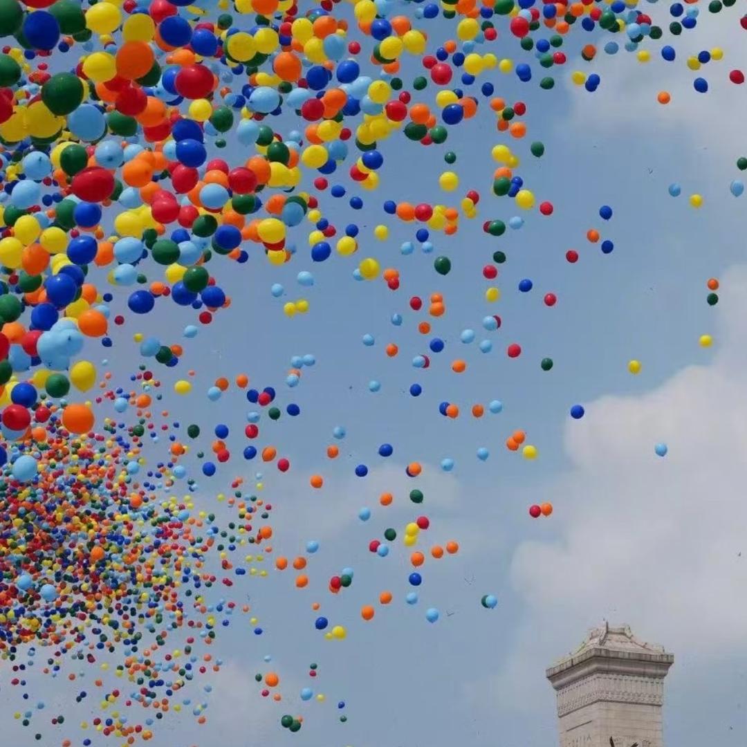 百万粉丝博主很有💰