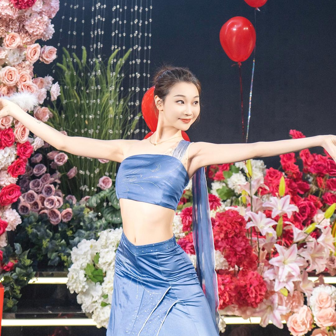 仁寿Svip零点舞蹈柒月