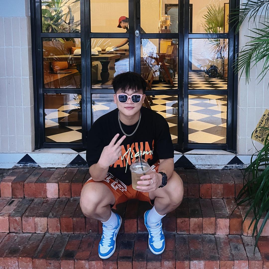 篮球解说🏀MC小何