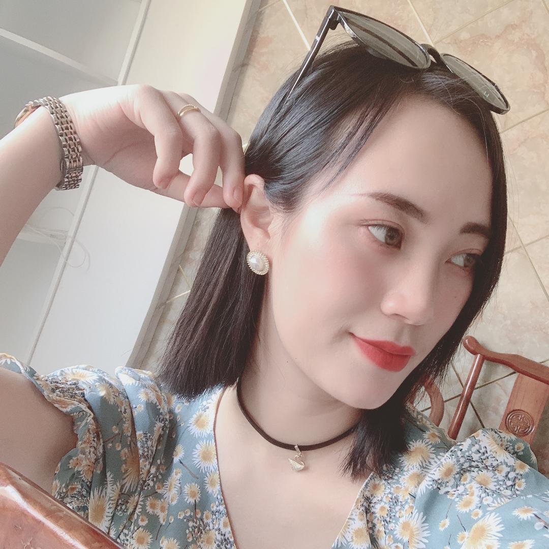 Li 香