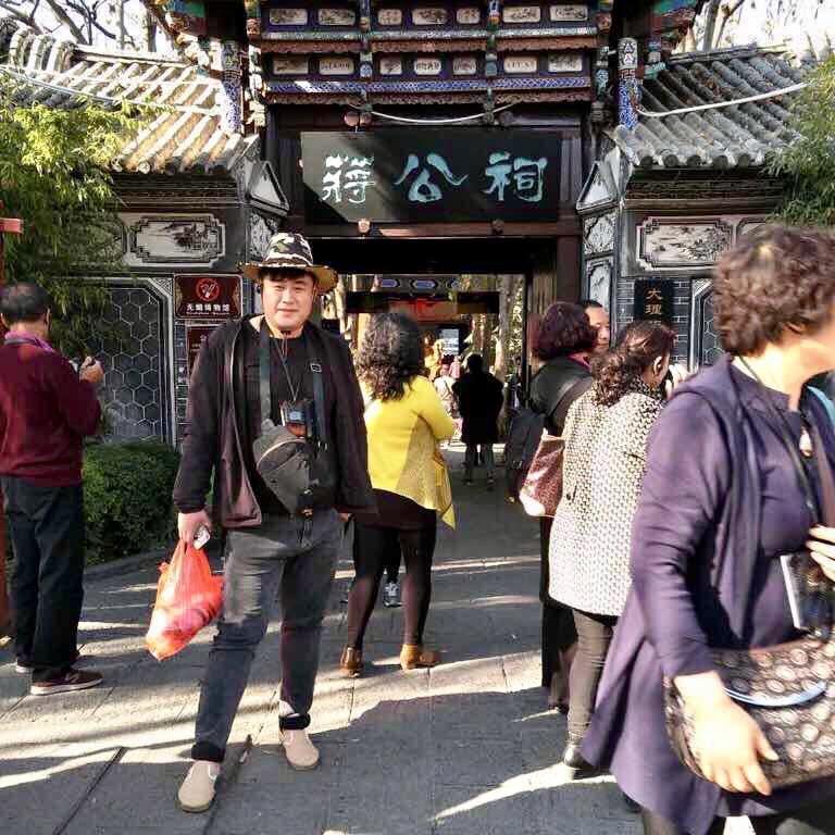 飘逸南南