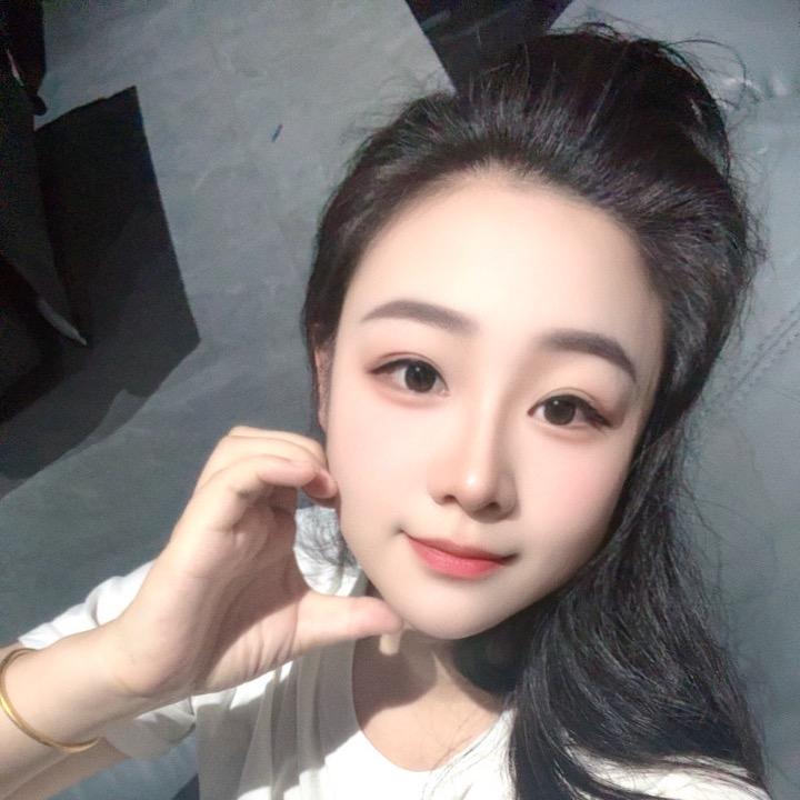 小张很哇塞吖