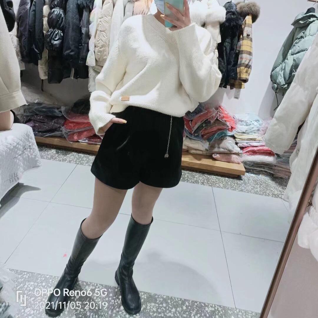 杨阳.