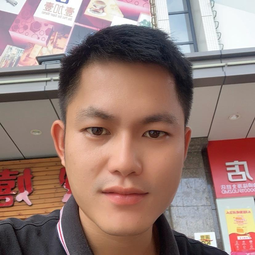 阿    强.