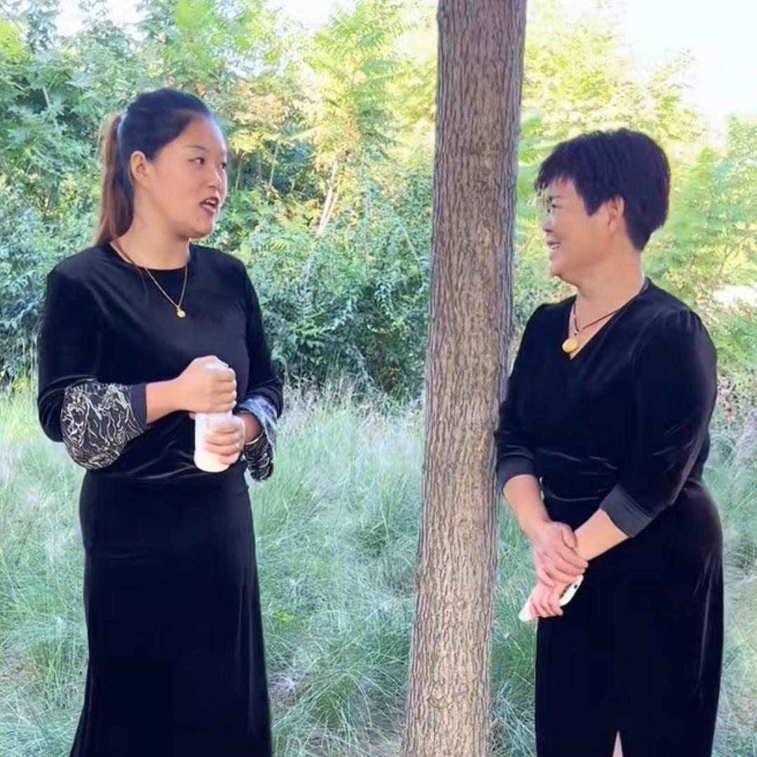 憨憨的农村小青