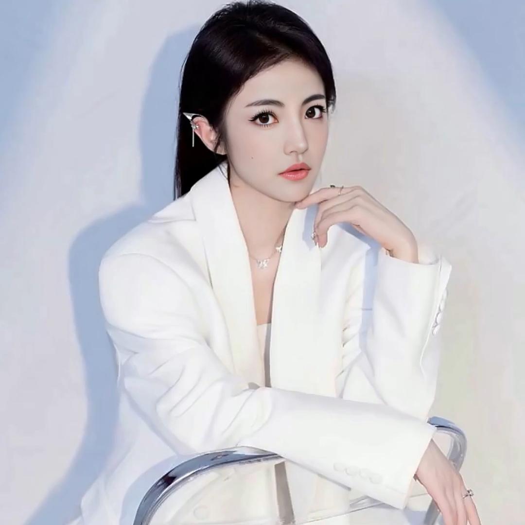 哚拉很拽也很飒