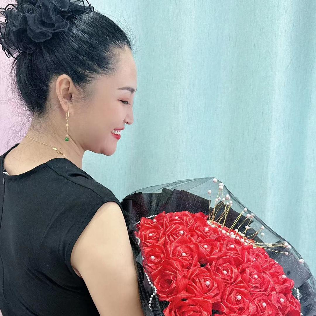 有钱千里来相会