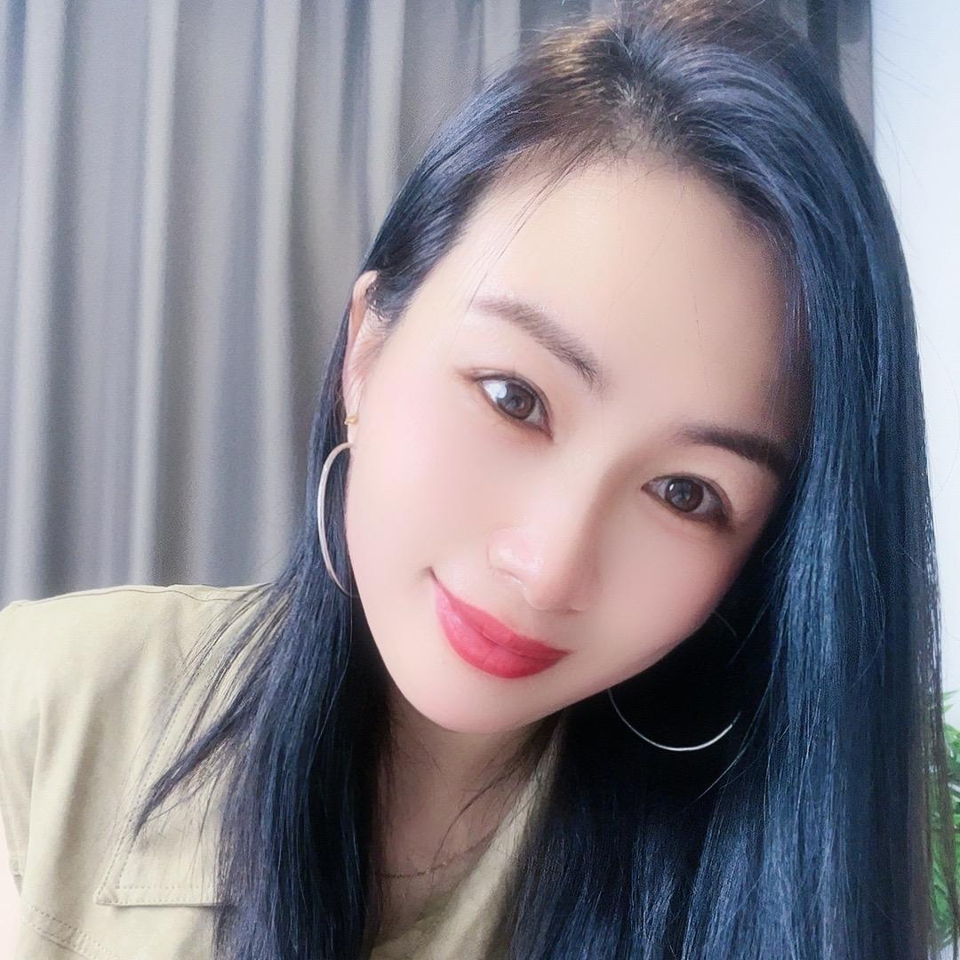 肌肤日记.御爱美肤中心