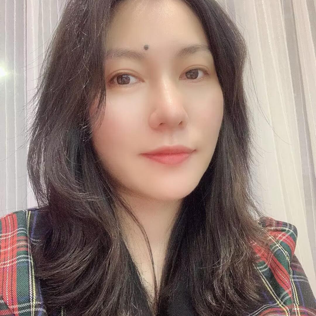 翁碧霞