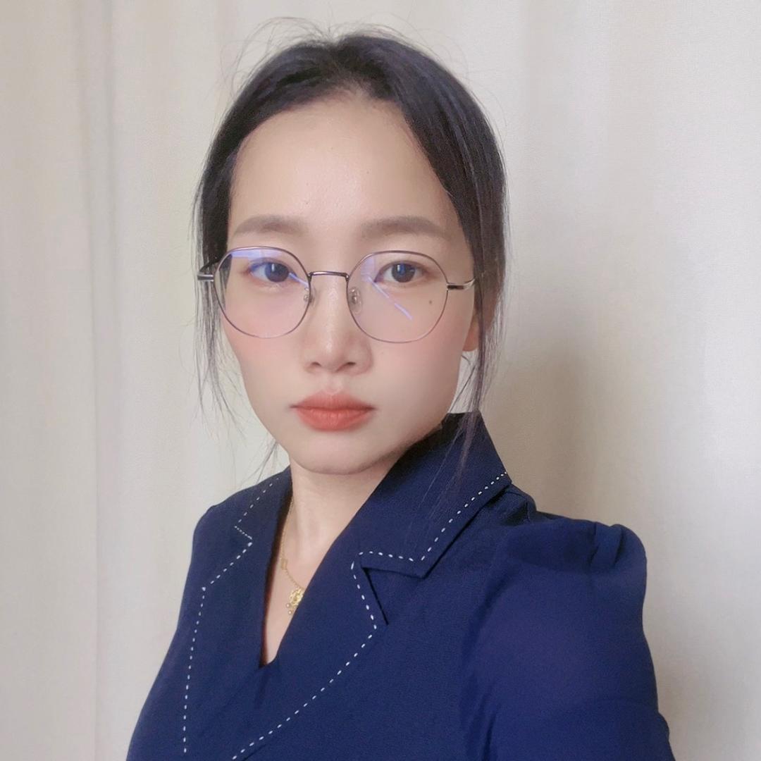 请叫我星姐Y
