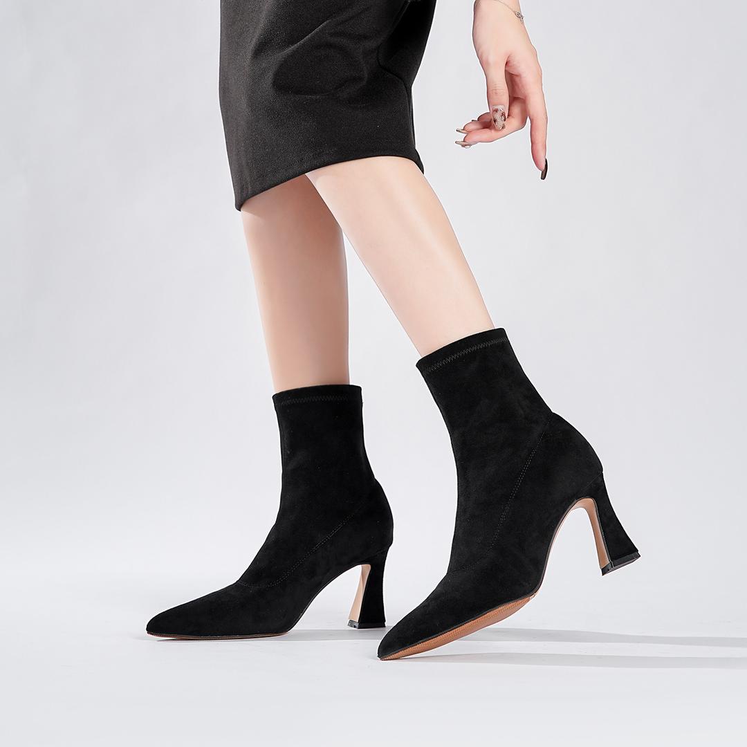 婉颐优选鞋品创意屋