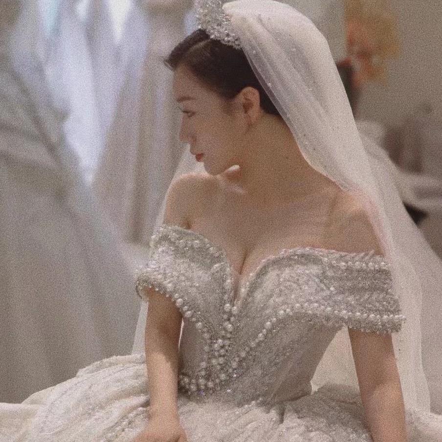 A。哎呦喂’女士