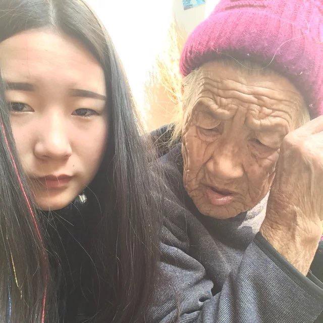小刘和奶奶的生活