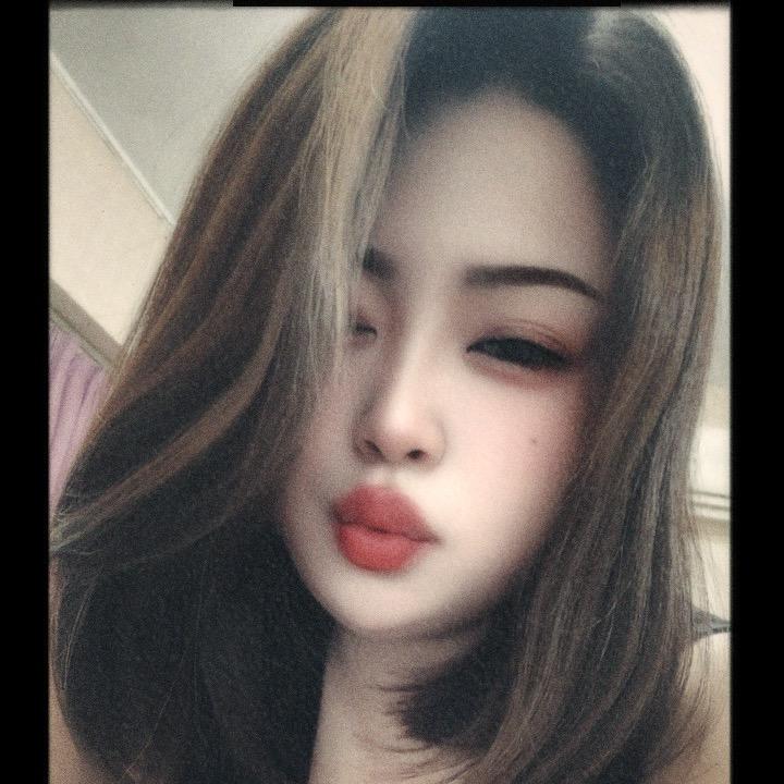 𝙃𝙚𝙡𝙡𝙤小侯.