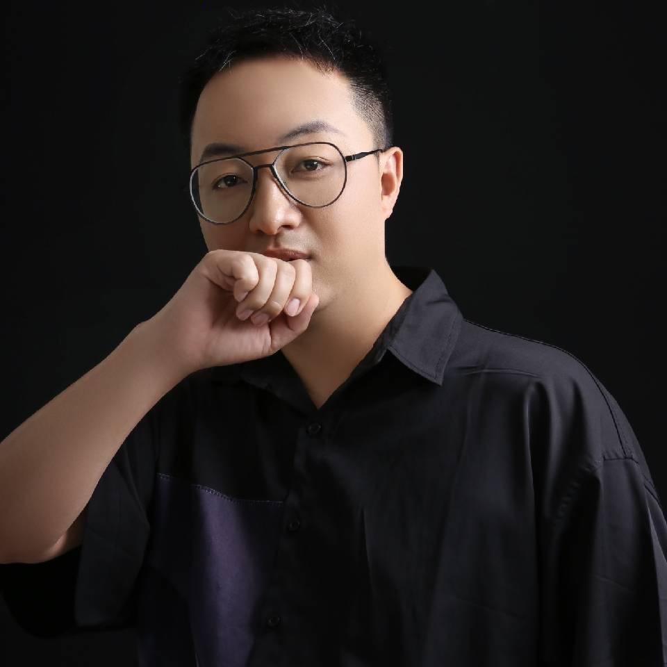 包头王强烫发设计