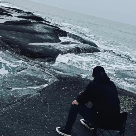 沦陷.